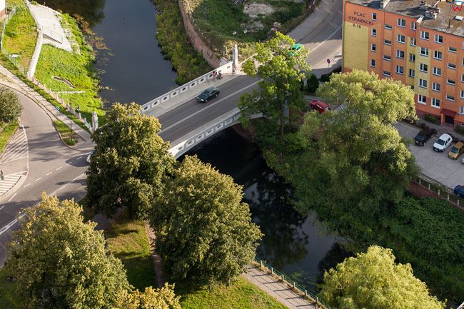 Braniewo, most na ulicy Gdanskiej. EU, PL, Warm-Maz. Lotnicze.